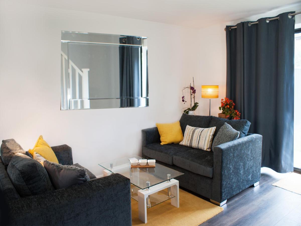 East Midland House Free Private Parking Fast Wifi Smart Tv With Garden Villa Kettering Kültér fotó