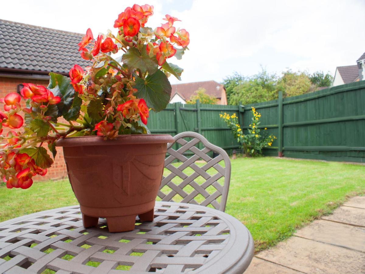 East Midland House Free Private Parking Fast Wifi Smart Tv With Garden Villa Kettering Kültér fotó