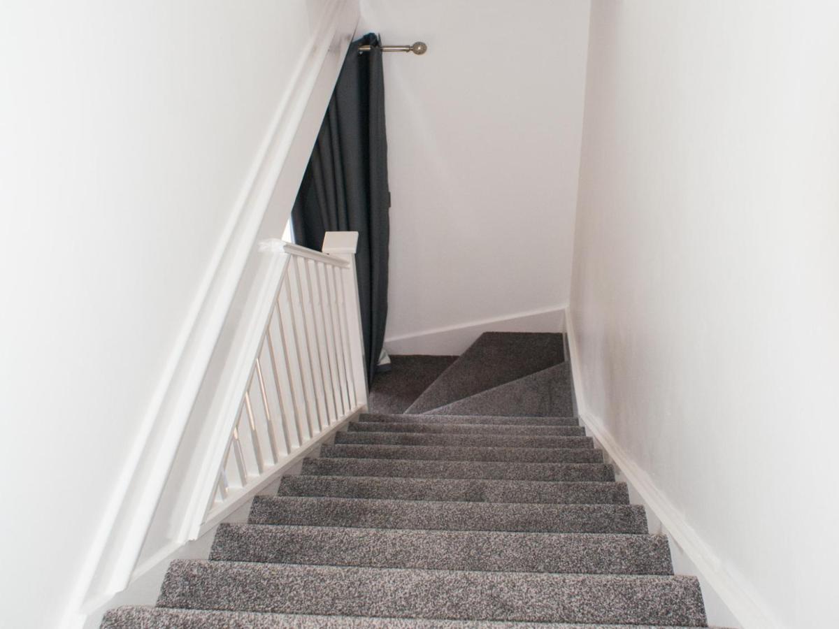 East Midland House Free Private Parking Fast Wifi Smart Tv With Garden Villa Kettering Kültér fotó